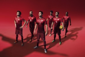 乐动体育官方网站入口-冷与热的双城记，萨拉赫爆冷之夜，切尔西强势逆袭